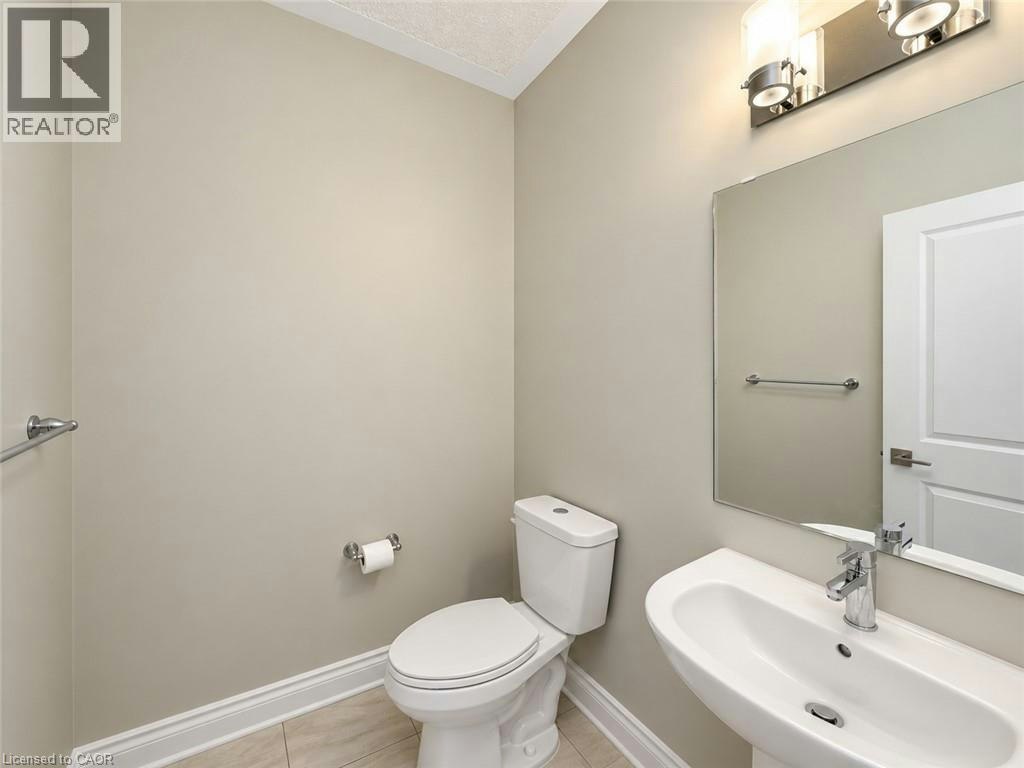 302 Chokecherry Crescent, Waterloo, ON, N2V 0H1 - 10
