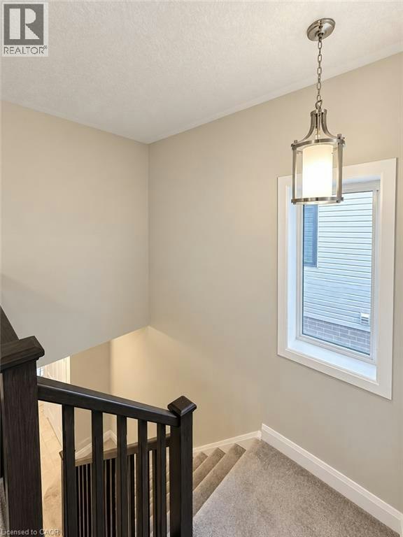 302 Chokecherry Crescent, Waterloo, ON, N2V 0H1 - 14