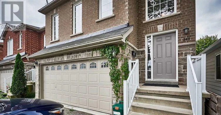 349 Pine Avenue, Oshawa, ON, L1J 2H6 - 3