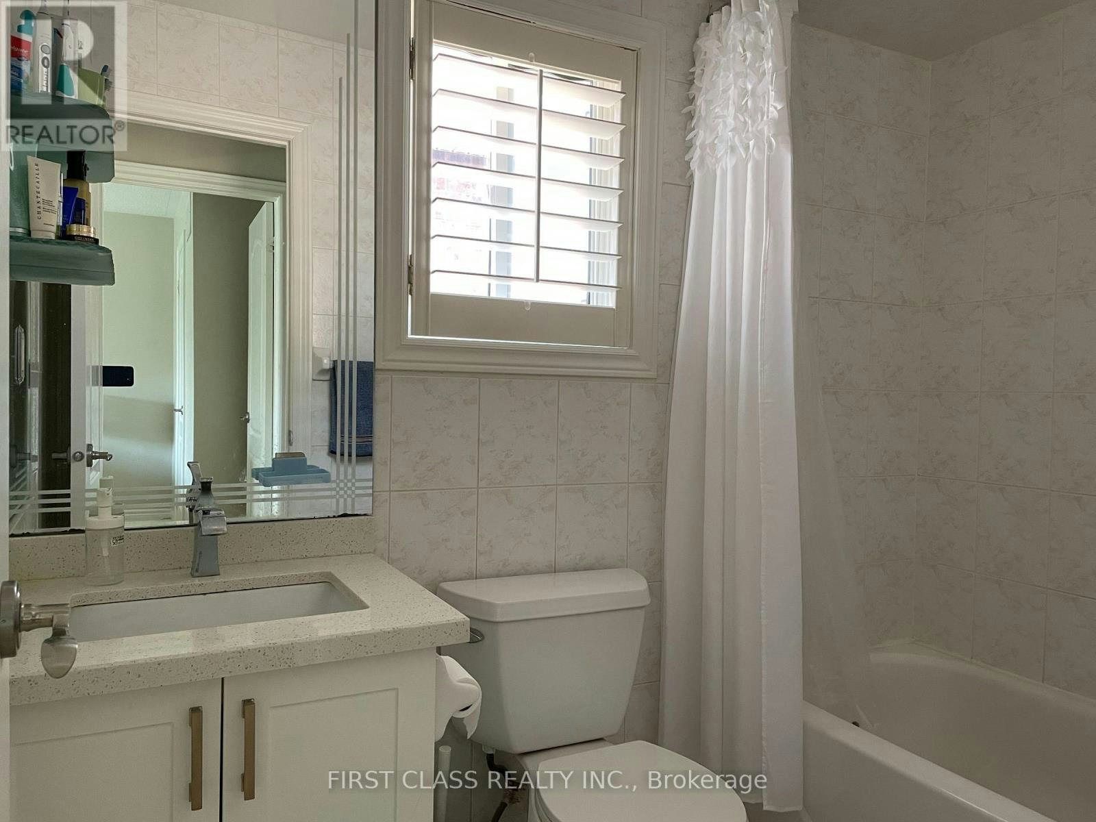 50 Belwood Boulevard, Vaughan, ON, L4K 5H4 - 3