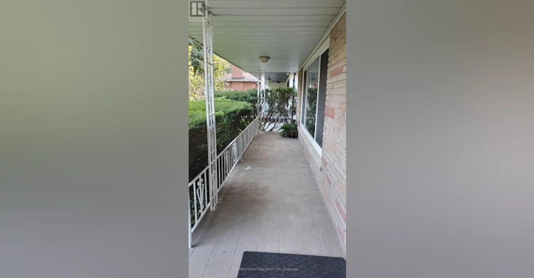 6 Restwell Crescent, Toronto, ON, M2K 2A2 - 4