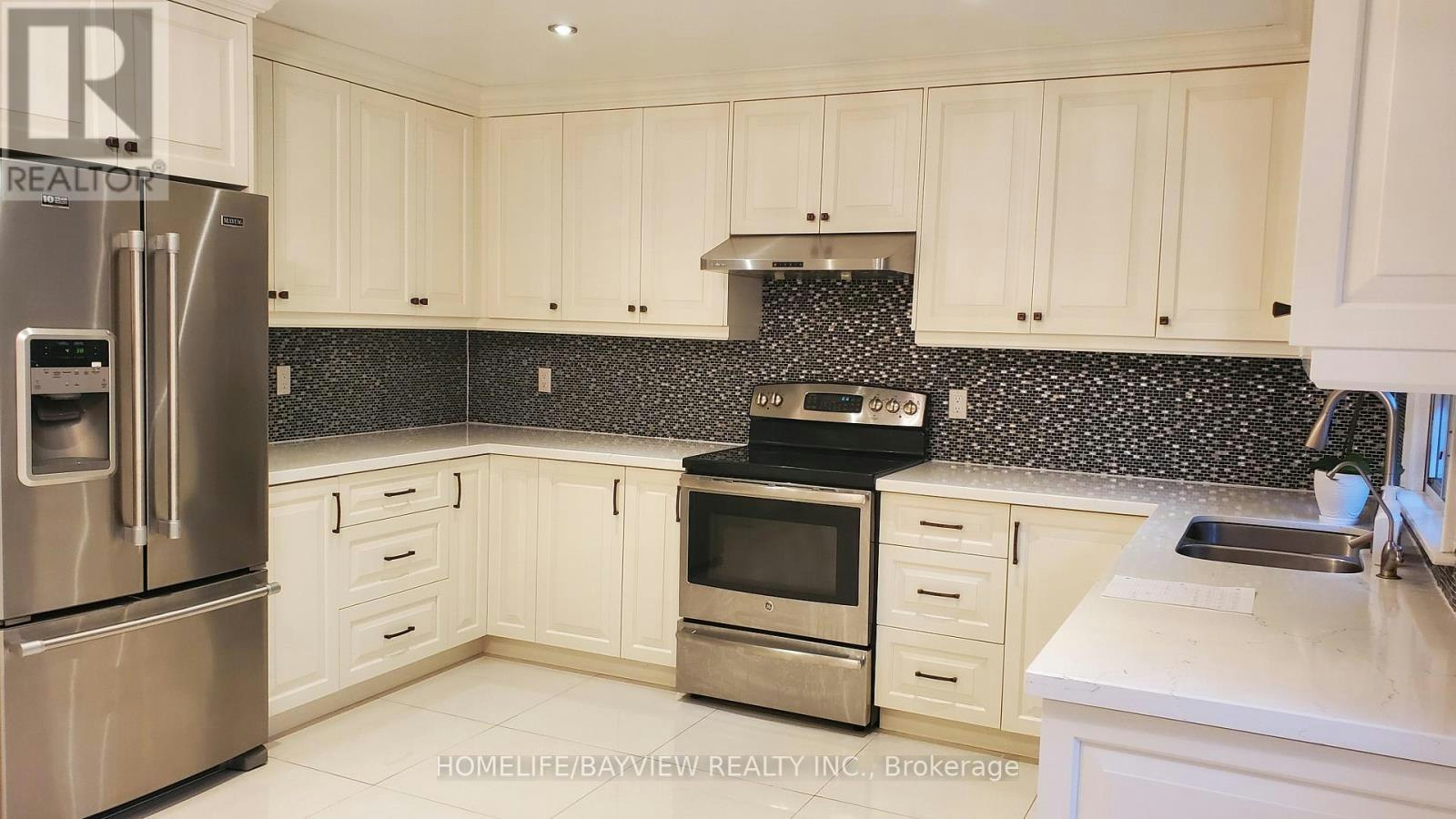 6 Restwell Crescent, Toronto, ON, M2K 2A2 - 9