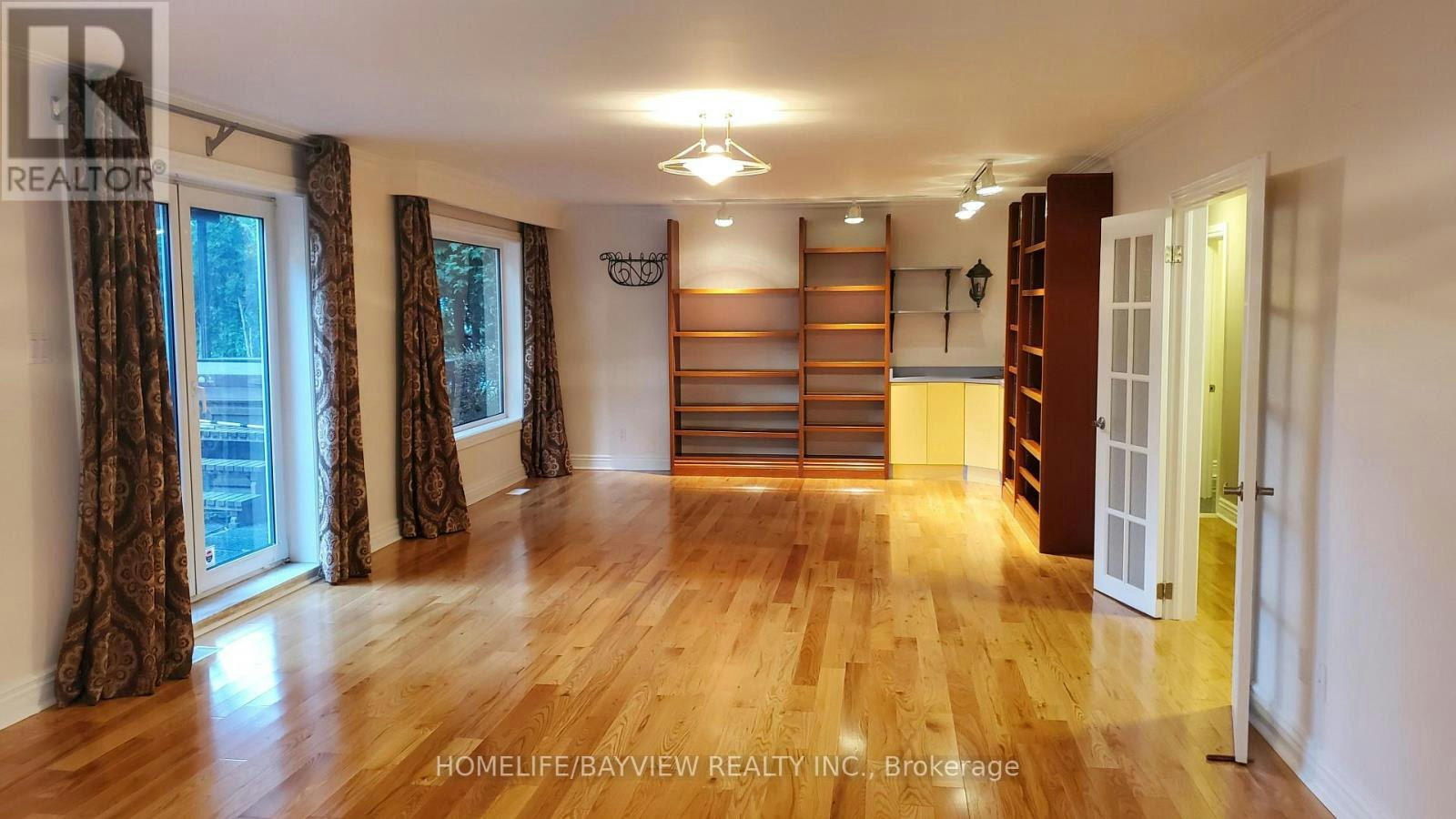 6 Restwell Crescent, Toronto, ON, M2K 2A2 - 14