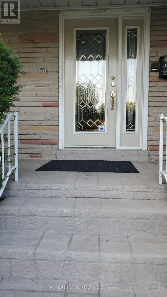 6 Restwell Crescent, Toronto, ON, M2K 2A2 - 3