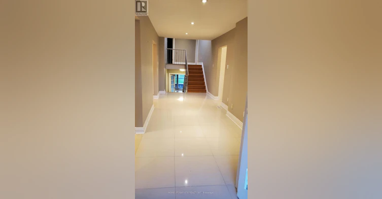 6 Restwell Crescent, Toronto, ON, M2K 2A2 - 5
