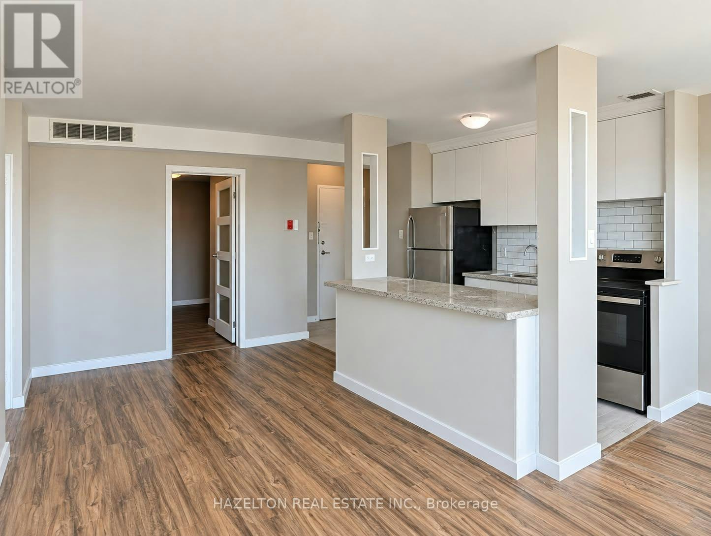 909-206 St George Street, Toronto, ON, M5R 2N6 - 2