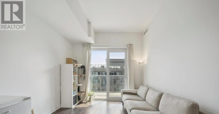 714-150 Logan Avenue, Toronto, ON, M4M 0E4 - 5