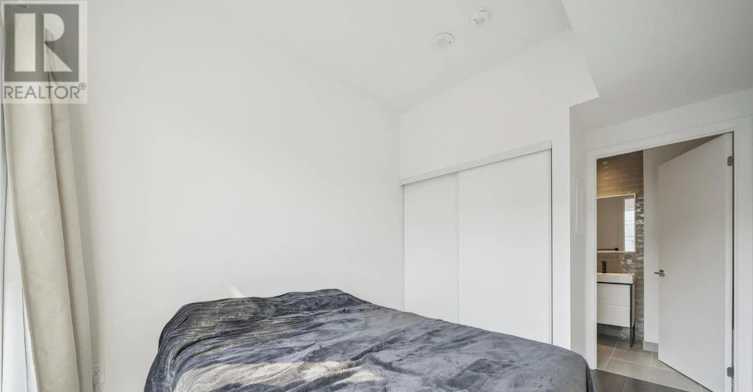 714-150 Logan Avenue, Toronto, ON, M4M 0E4 - 11