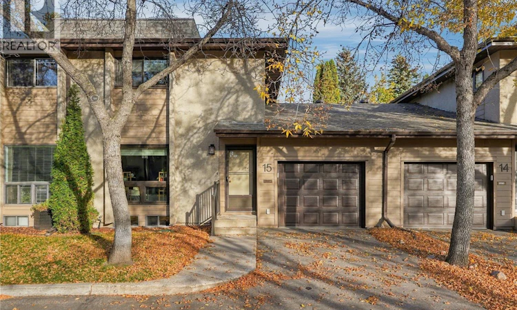 15-425 Pinehouse Drive
