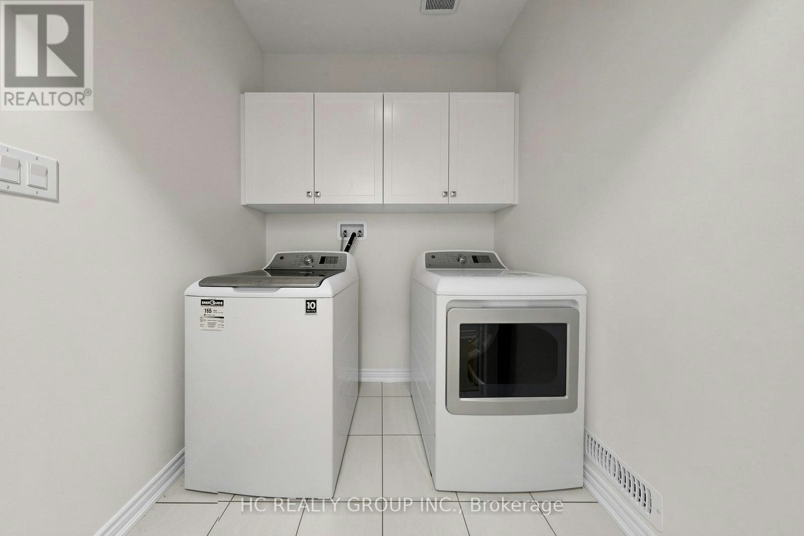 8 Hewison Avenue, Richmond Hill, ON, L4S 0J2 - 11