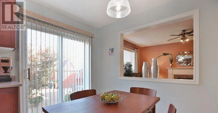 390 Grovehill Road, Oakville, ON, L6H 6P3 - 6