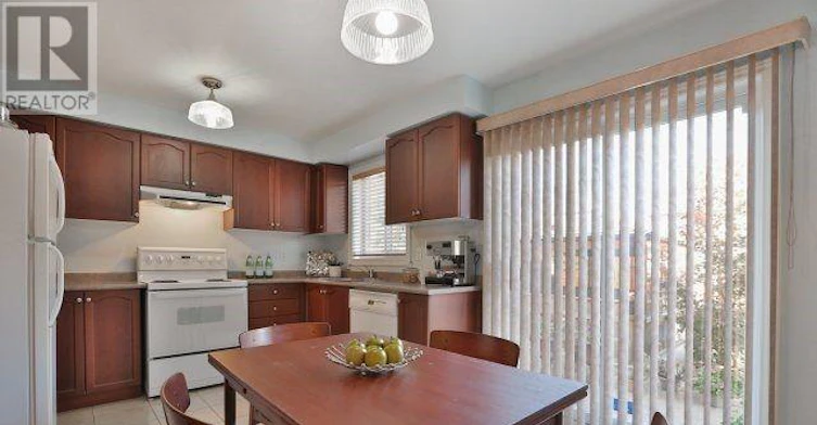 390 Grovehill Road, Oakville, ON, L6H 6P3 - 7