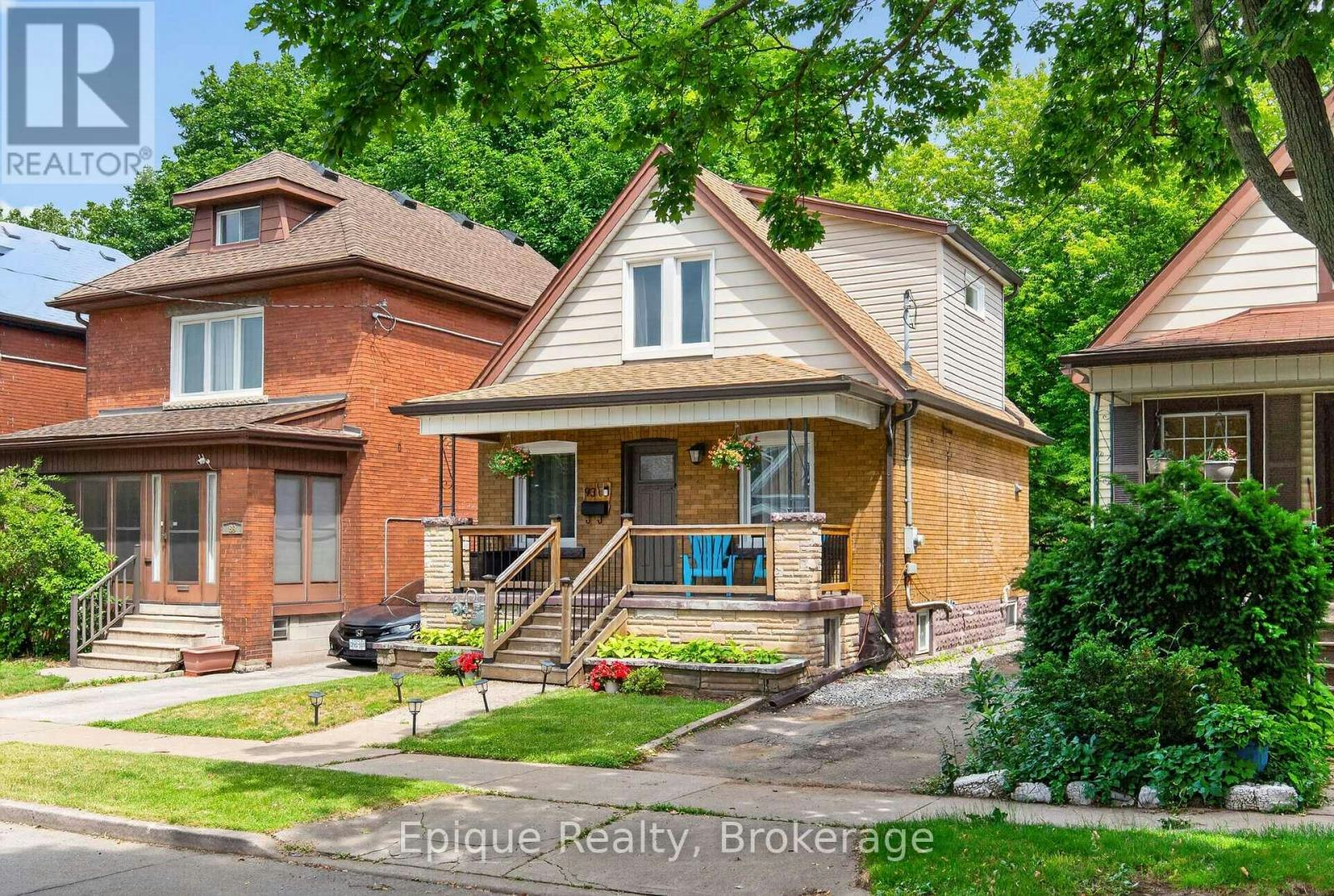 93 Graham Avenue S, Hamilton, ON, L8K 2M2