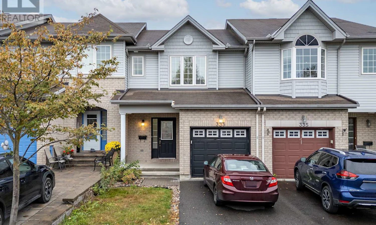 333 Rolling Meadow Crescent