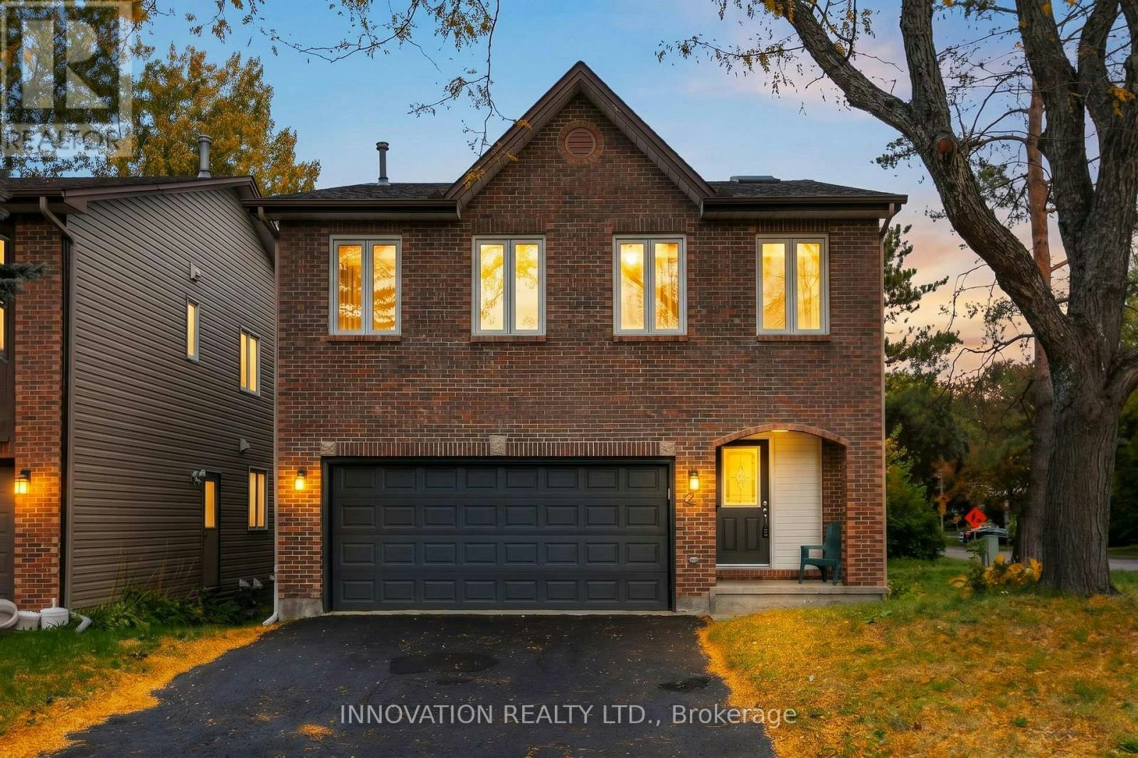 2 Hackett Street, Ottawa, ON, K1V 0P8