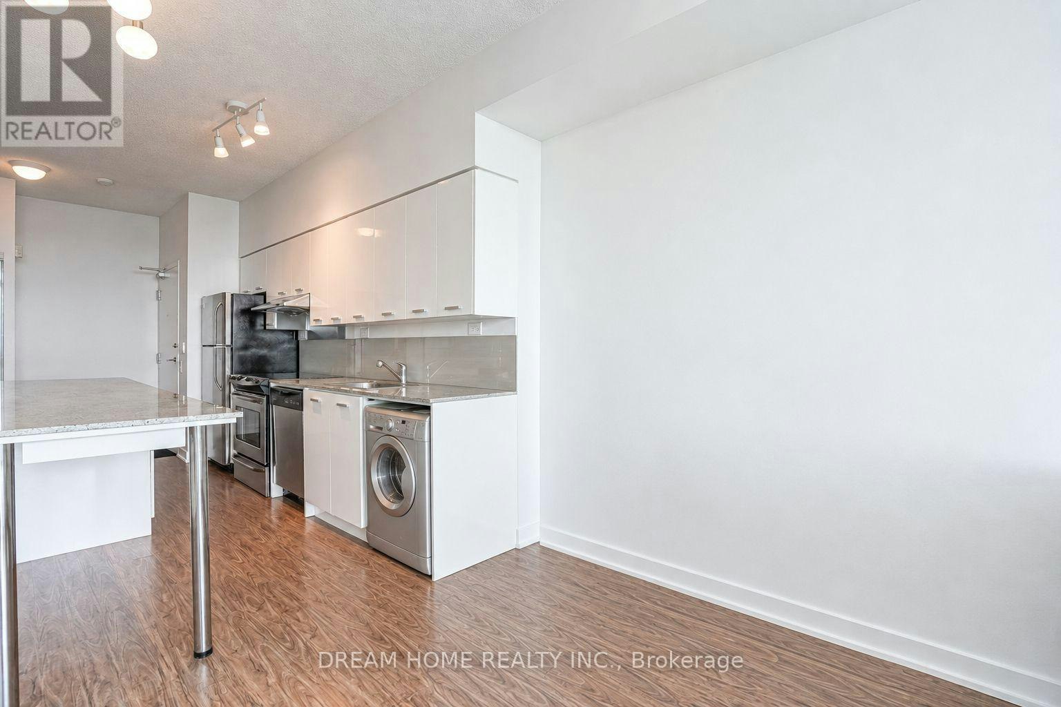 2515-29 Singer Court, Toronto, ON, M2K 0B3 - 6