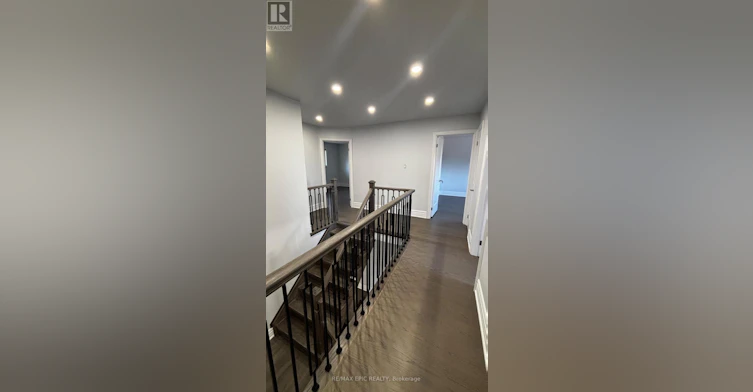 24 Pipers Green Avenue, Toronto, ON, M1S 3J8 - 6