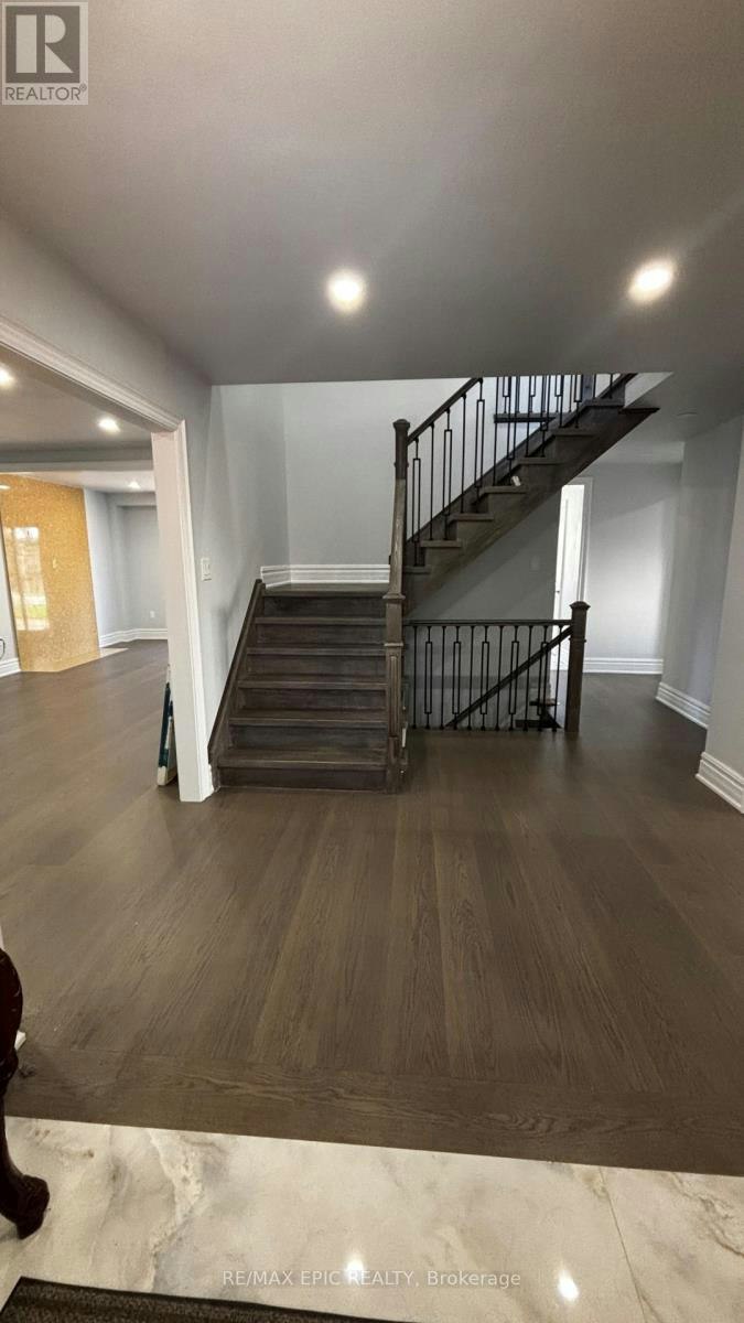 24 Pipers Green Avenue, Toronto, ON, M1S 3J8 - 5