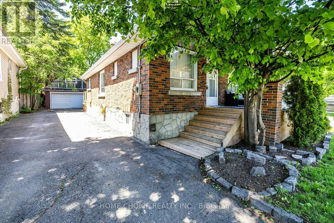 140 Gladstone Avenue, Oshawa, ON, L1J 4E7