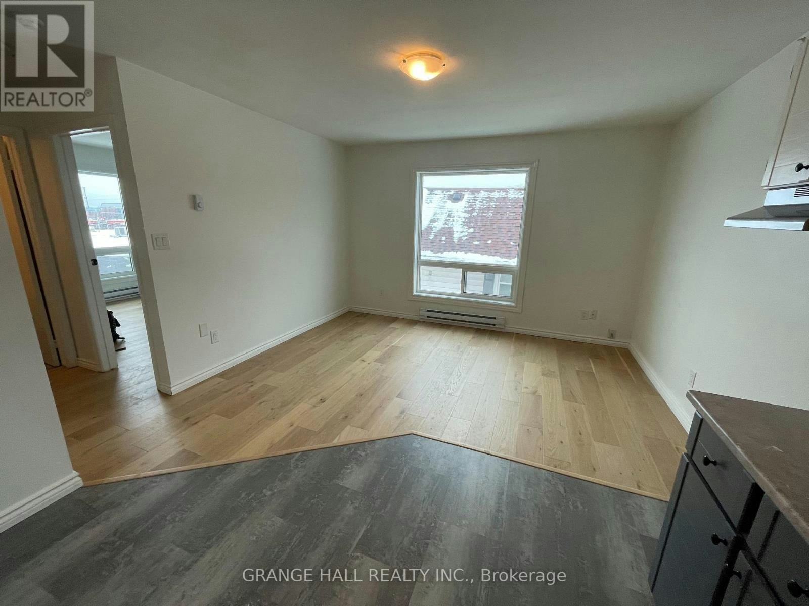 12-14 Elgin Street, Orillia, ON, L3V 1R9 - 14