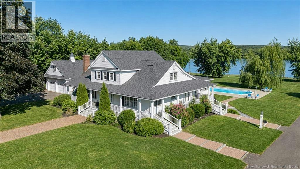 1337 Woodstock Road, Fredericton, NB, E3B 7R9
