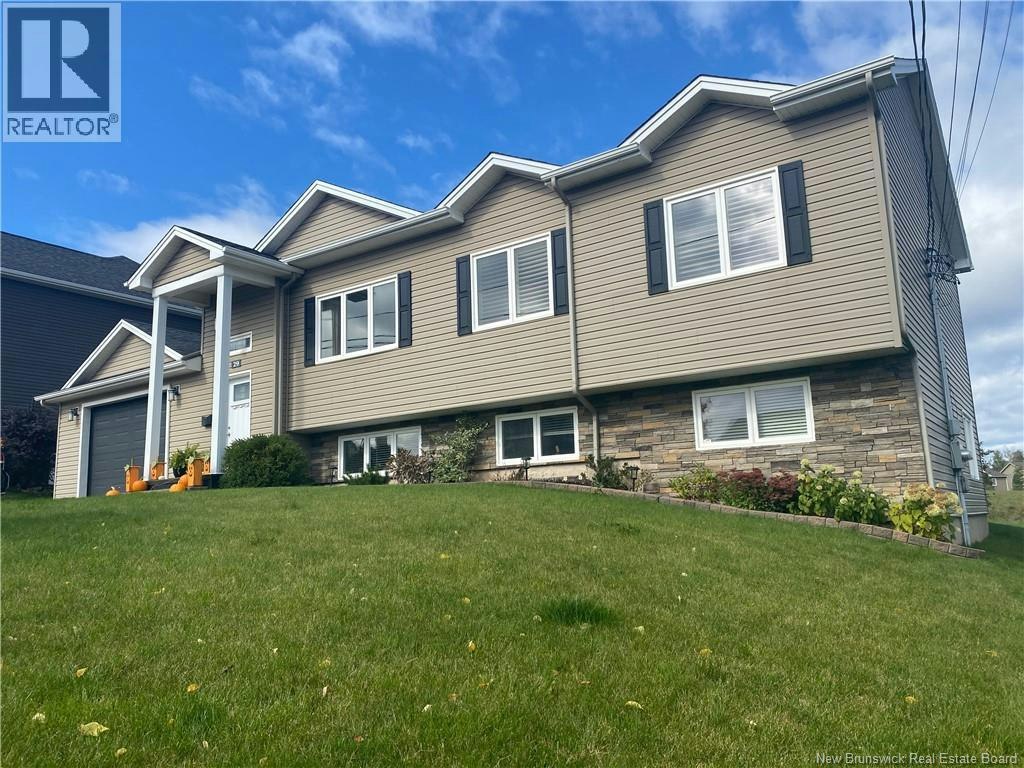 29 Salengro Crescent, Moncton, NB, E1G 2C9