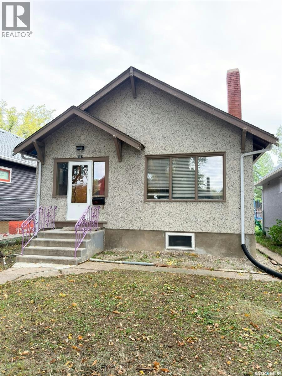 1607 Athol Street, Regina, SK, S4T 3E2