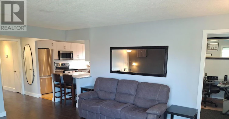 30 Lansfield Way, Ottawa, ON, K2G 3V8 - 4