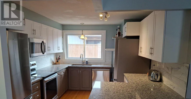 30 Lansfield Way, Ottawa, ON, K2G 3V8 - 5