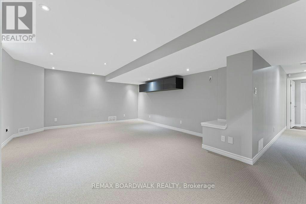 427 Brigatine Avenue, Ottawa, ON, K2S 0P7 - 26