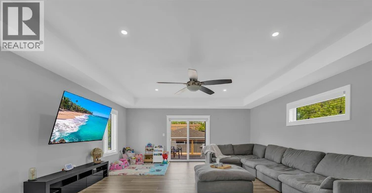 702 Lesperance Road, Tecumseh, ON, N8N 1W7 - 17
