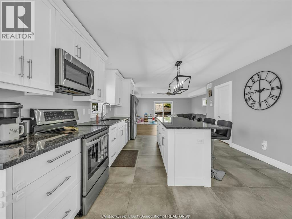702 Lesperance Road, Tecumseh, ON, N8N 1W7 - 12