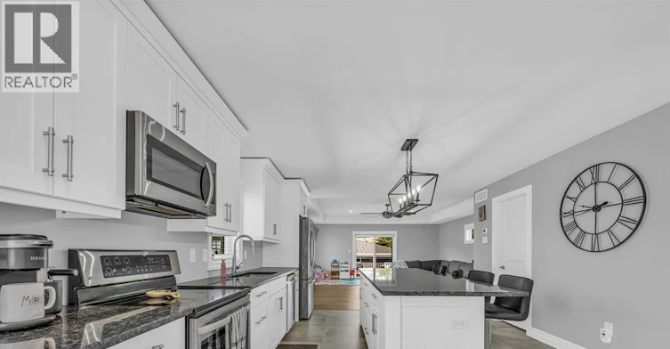 702 Lesperance Road, Tecumseh, ON, N8N 1W7 - 12