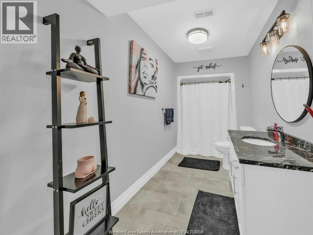 702 Lesperance Road, Tecumseh, ON, N8N 1W7 - 24