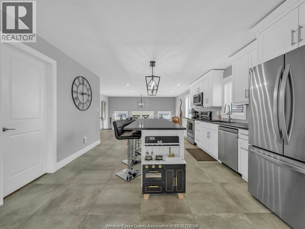 702 Lesperance Road, Tecumseh, ON, N8N 1W7 - 15