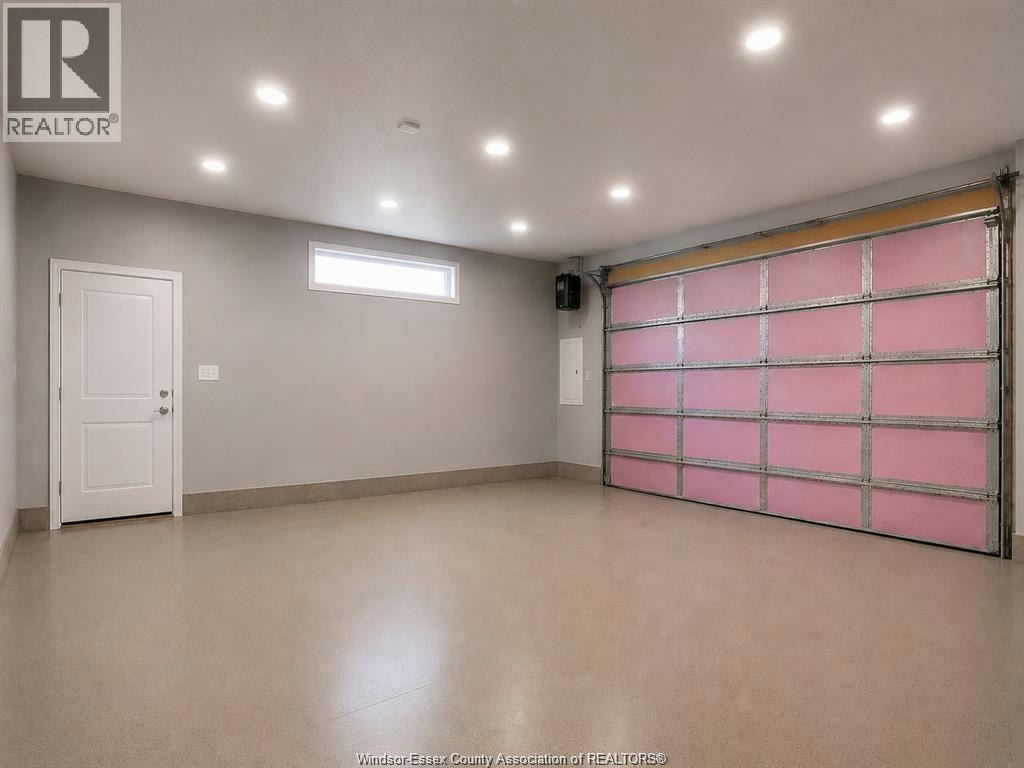 702 Lesperance Road, Tecumseh, ON, N8N 1W7 - 32