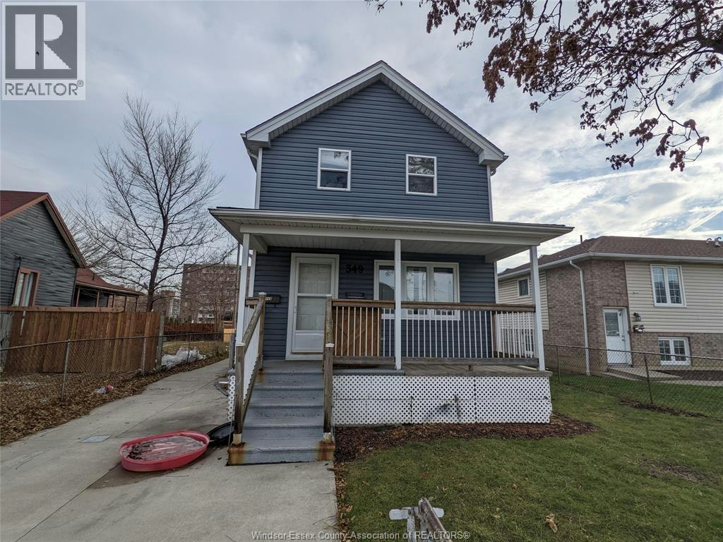 MAIN-349 Tuscarora, Windsor, ON, N9A 3L8 - 2