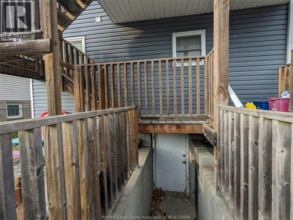 MAIN-349 Tuscarora, Windsor, ON, N9A 3L8 - 18