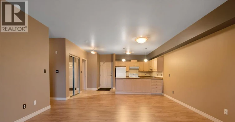 219-5995 Ellis, Lasalle, ON, N9H 2P1 - 2