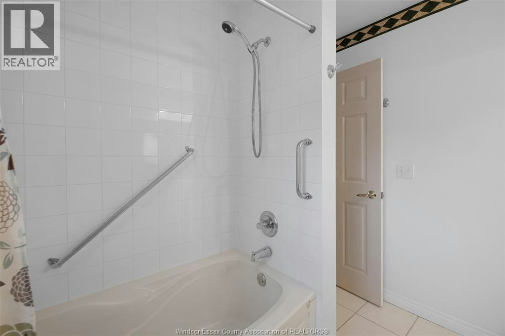 219-5995 Ellis, Lasalle, ON, N9H 2P1 - 12