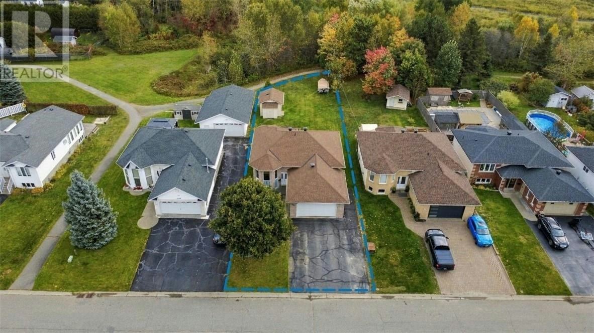 4338 Chateau, Greater Sudbury, ON, P3P 1Y6