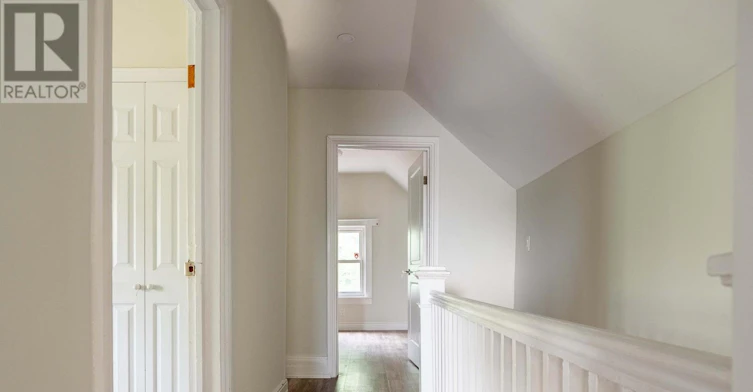 5 Herrick Avenue, St. Catharines, ON, L2P 2S7 - 12