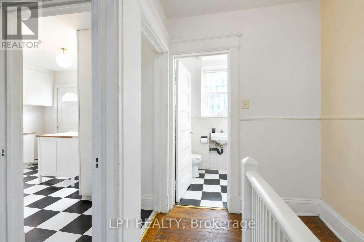 A-627 Crawford Street, Toronto, ON, M6G 3K1 - 14