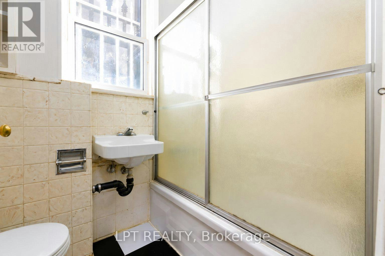 A-627 Crawford Street, Toronto, ON, M6G 3K1 - 15