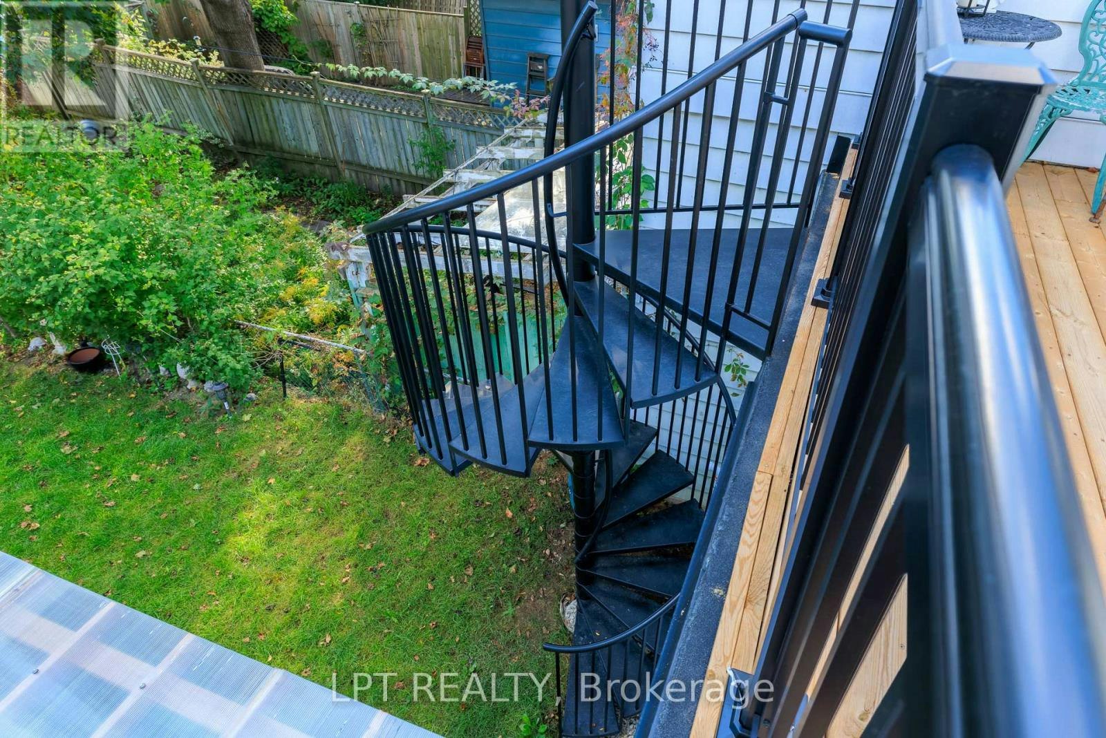 A-627 Crawford Street, Toronto, ON, M6G 3K1 - 9