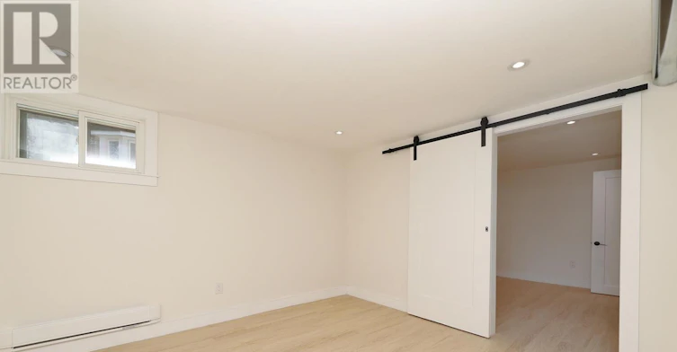 LOWER-435 Kingston Road, Toronto, ON, M4L 1V2 - 5