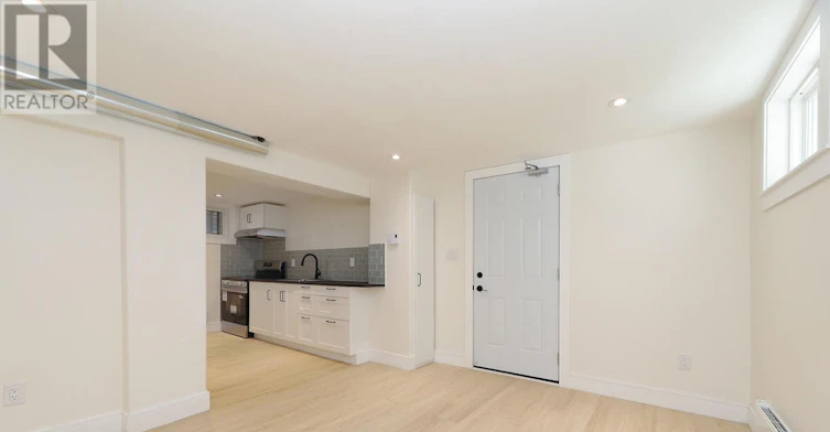 LOWER-435 Kingston Road, Toronto, ON, M4L 1V2 - 7