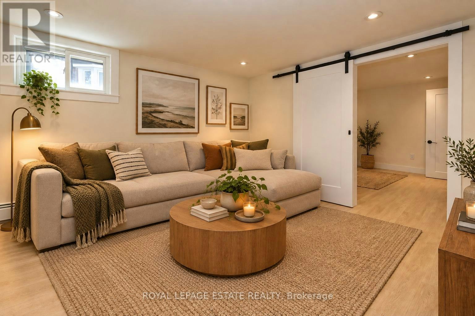 LOWER-435 Kingston Road, Toronto, ON, M4L 1V2 - 2