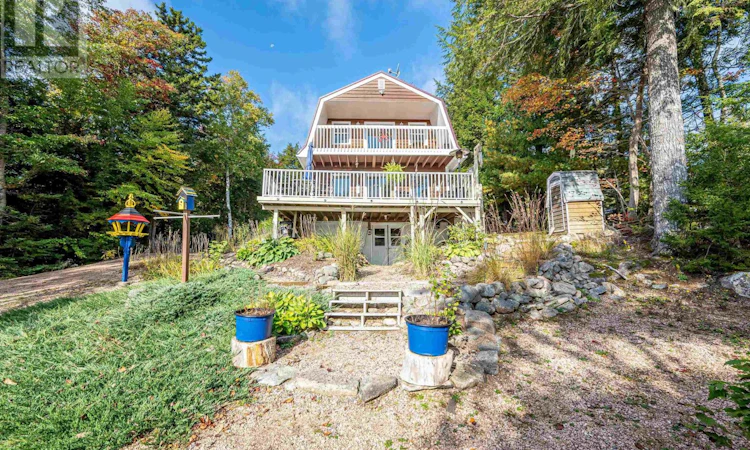 450 Lakeside Drive