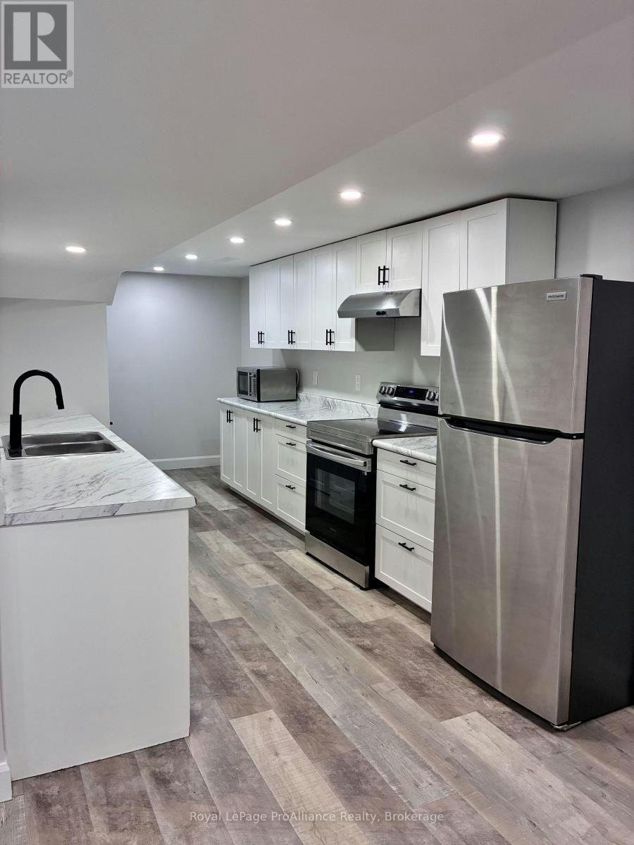 B-44 Park Gardens NORTH, Belleville, ON, K8P 2M3 - 2